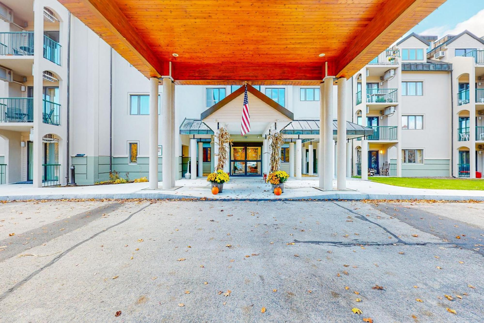 Autumn Colors Condo At Rivergreen Lincoln Exterior foto