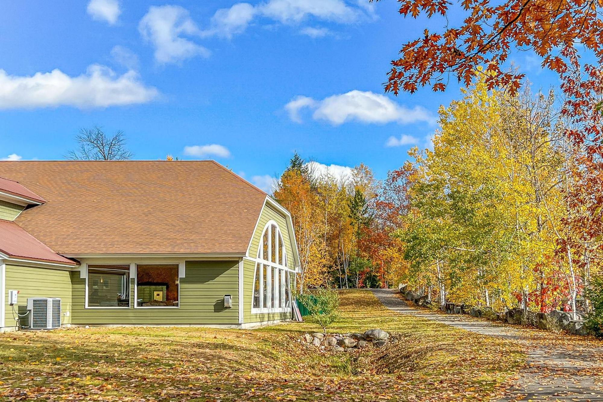 Autumn Colors Condo At Rivergreen Lincoln Exterior foto